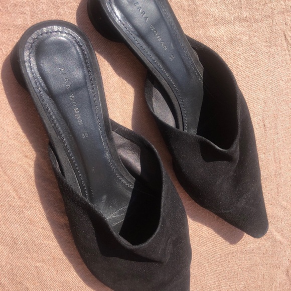 ZARA WOMAN POINTED TOE BLACK MULES - Picture 3 of 5